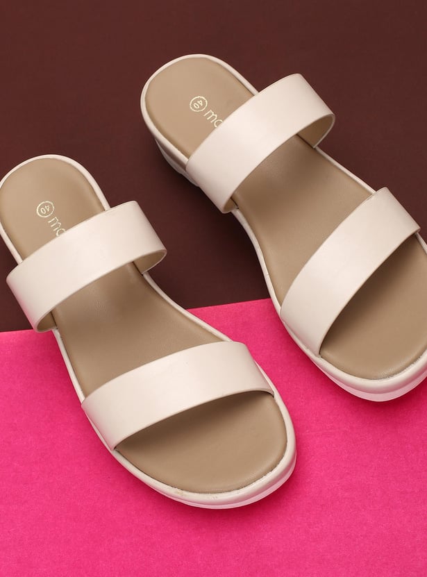 Women Textured Wedge Sandals