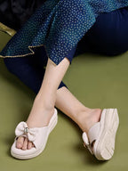 Women Beige Comfortable Sandals